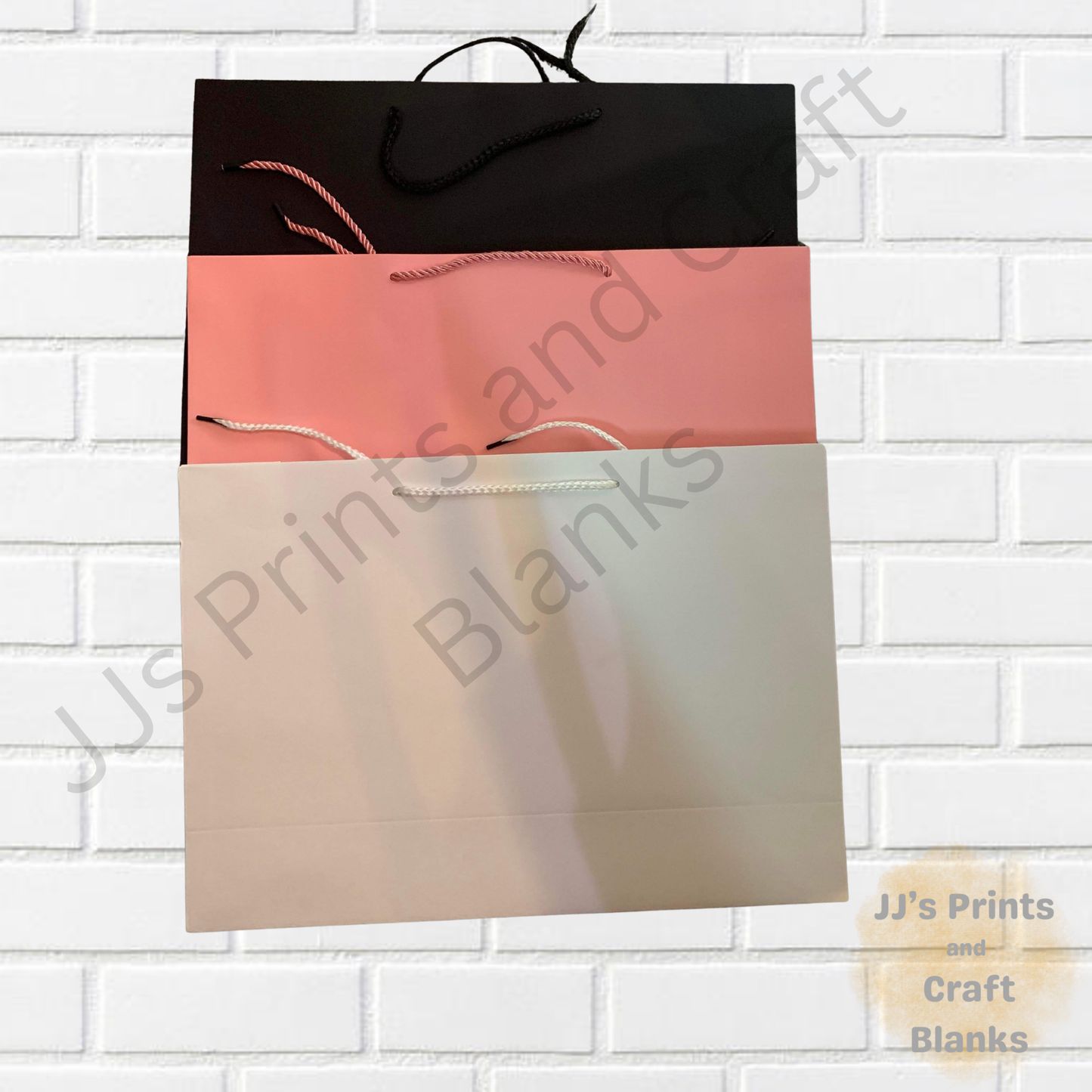 Large glossy effect gift bags