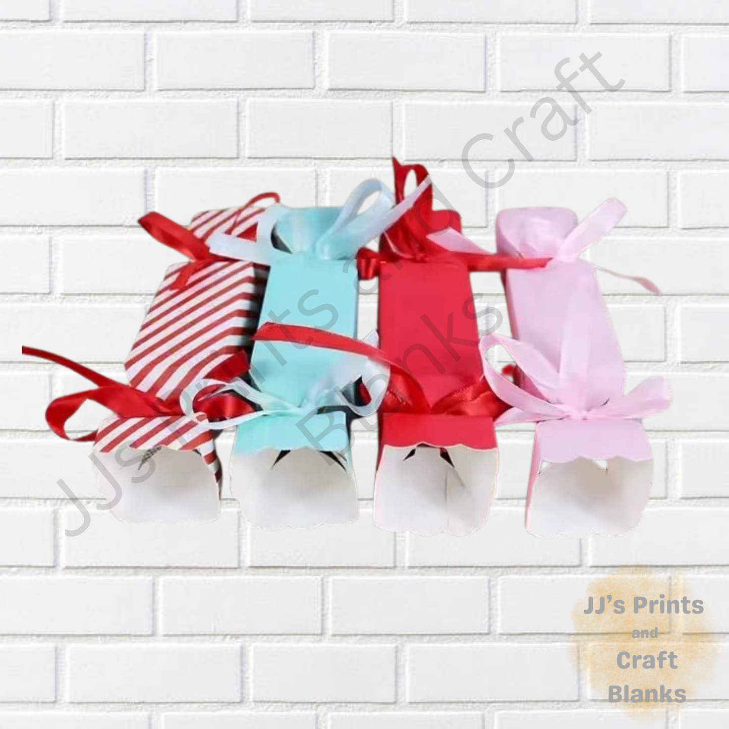 Christmas crackers