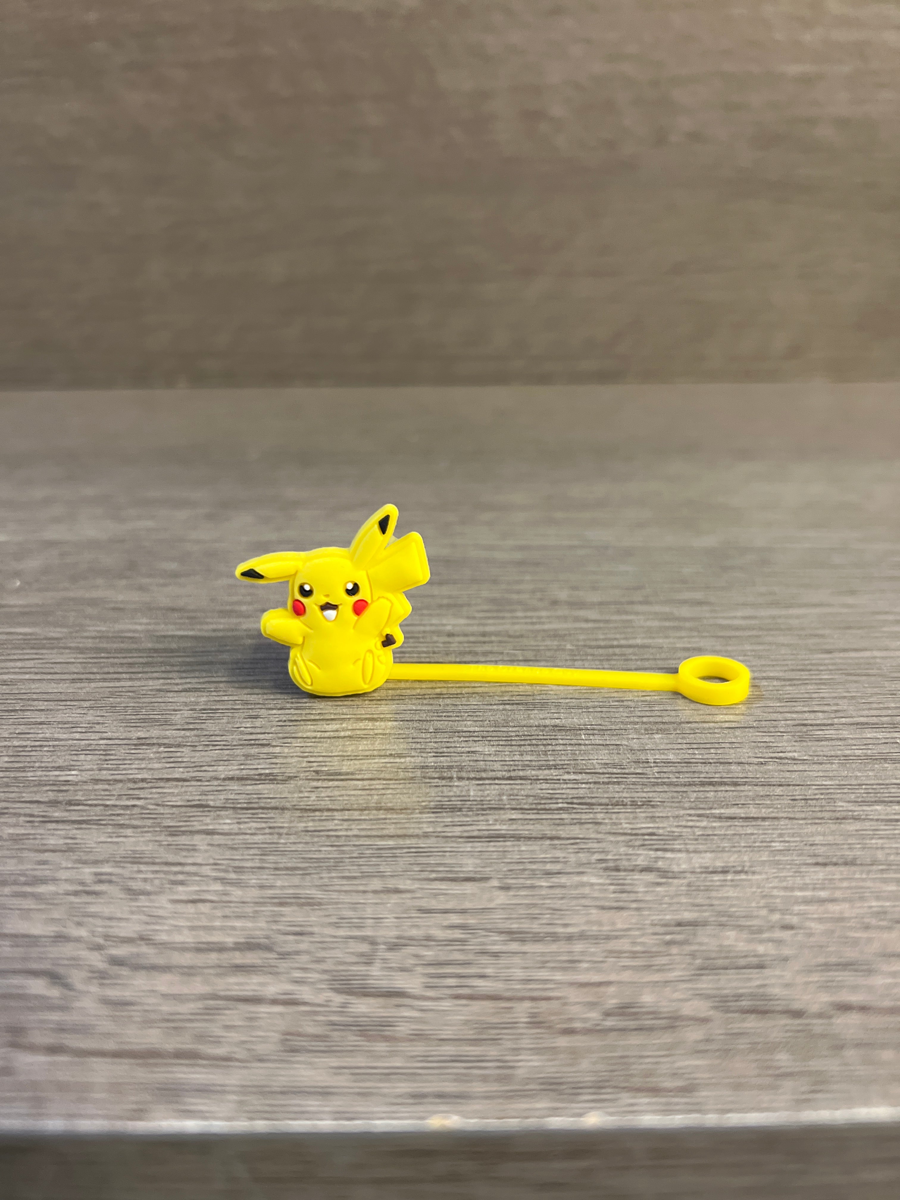 Straw toppers